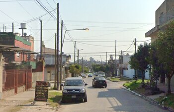 El policía fue abordado por