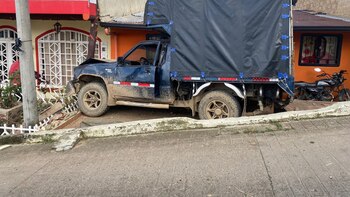 Camioneta sin frenos se estrelló