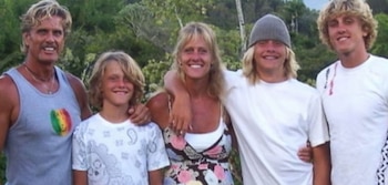 Gavin, su esposa Lisa, y