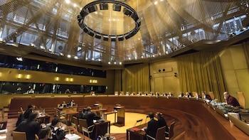 El TJUE condena a Hungría y República Checa por incumplir el derecho a abogado de sospechosos en interrogatorios