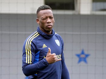 Luis Advíncula fue convocado para