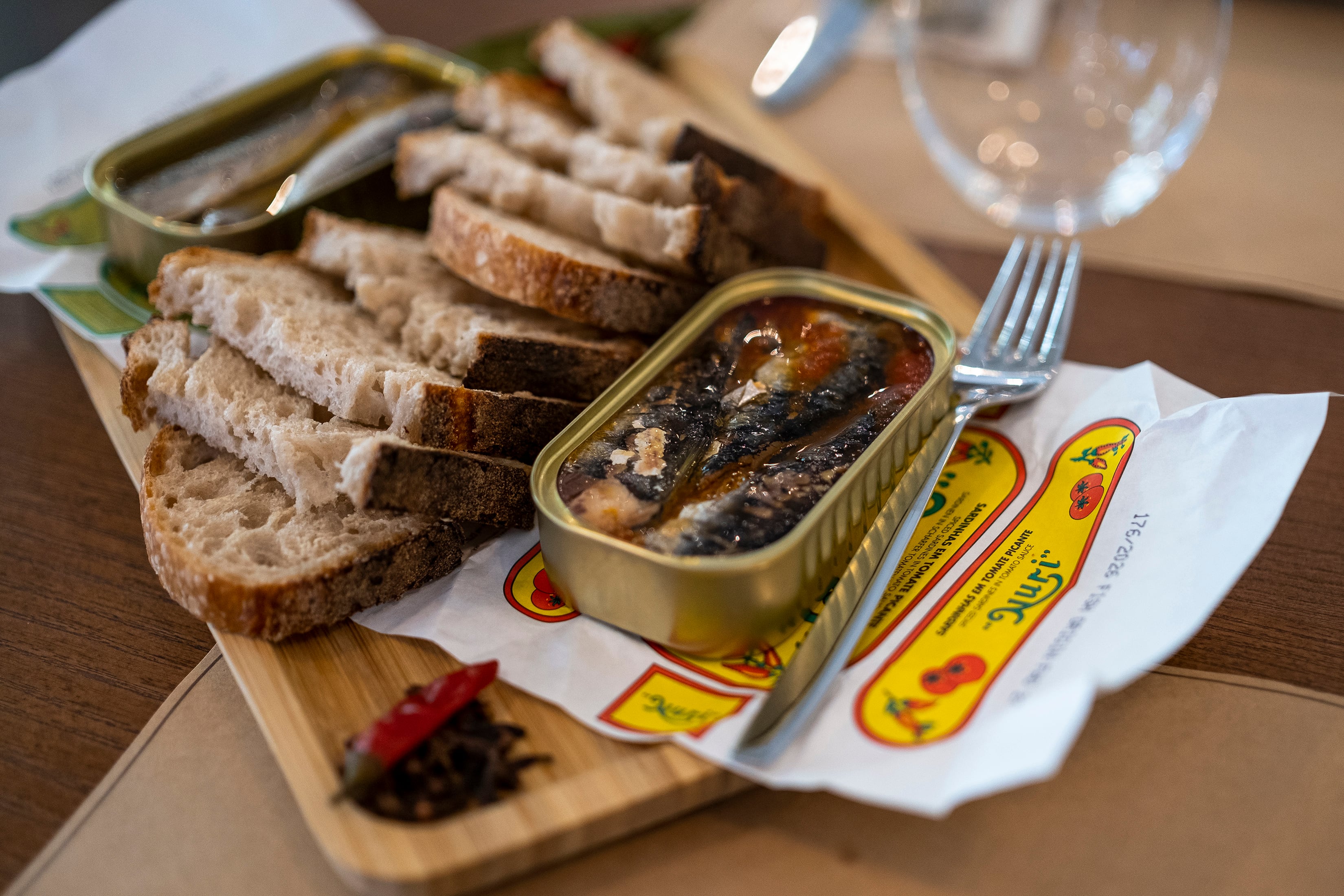 Las sardinas presentan bajos niveles de mercurio, siendo una alternativa segura frente a pescados como el atún o el pez espada (Daniel Rodrigues/The New York Times)