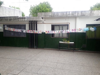 El patio del colegio, de gala (@diegoborinsky)