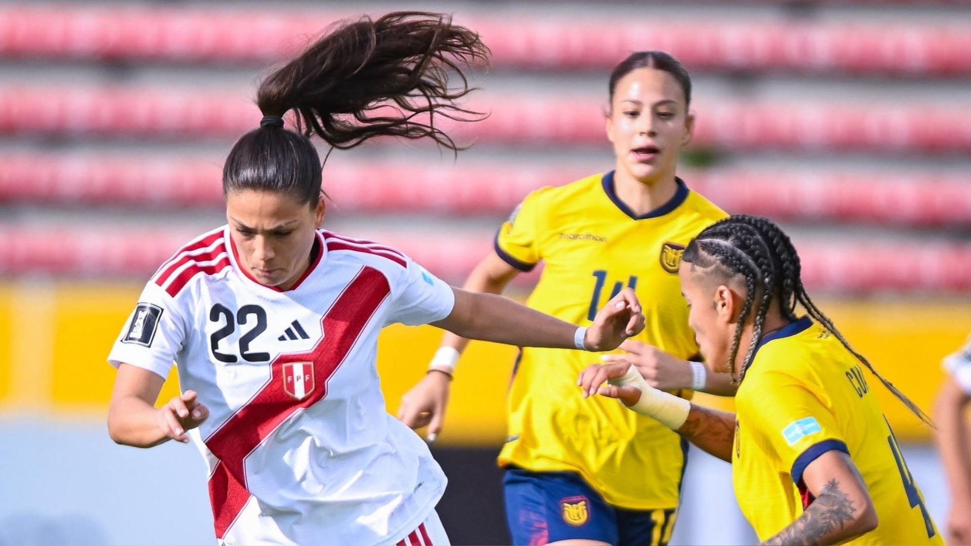 Perú compitió a un nivel muy por debajo de lo esperado en Quito y cayó por la mínima. Crédito: La Bicolor.