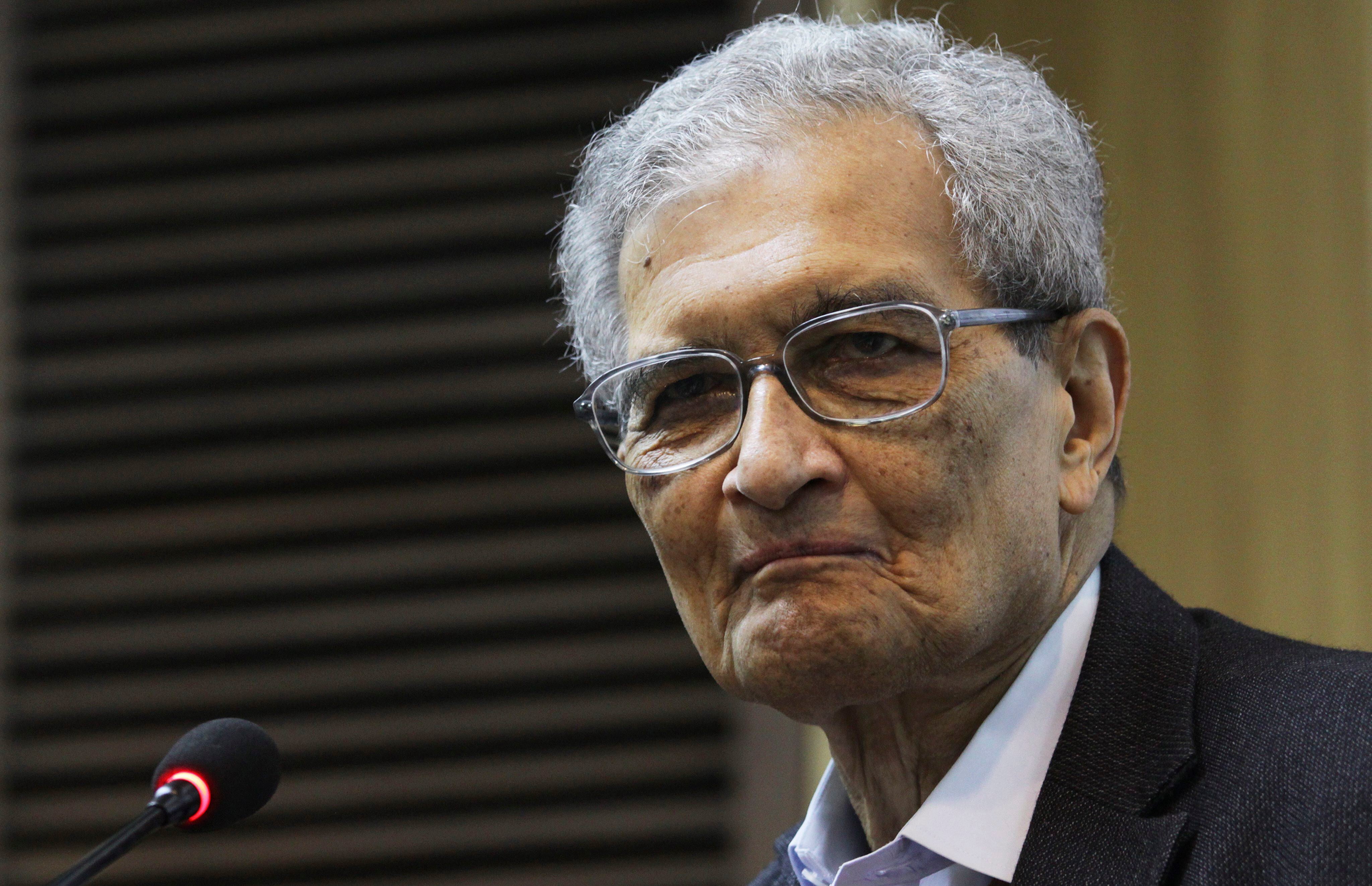 Amartya Sen utilizó el dinero del Premio Nobel para la creación de la Fundación Pratichi, enfocada en la educación y salud infantil en India. (EFE/Anindito Mukherjee/Archivo)