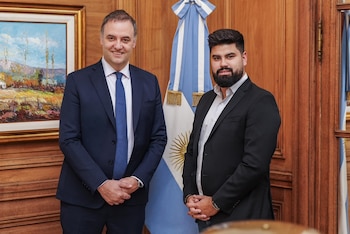 Manuel Adorni Fabián Fernández