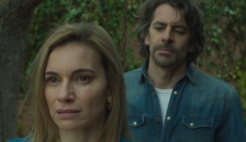 Norma Ruiz y Eduardo Noriega en 'La ahorcada'. (Bemybaby Films)