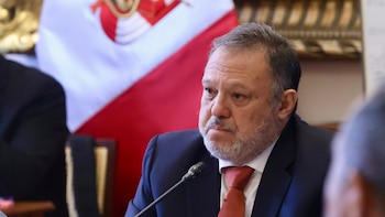 Comisión de Constitución del Senado votará este jueves el dictamen de facultades con 7 puntos incorporados