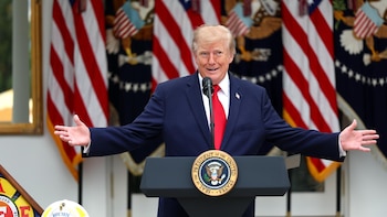Trump asegura que los demócratas acabarán con "las fronteras más seguras de la historia" si ganan las 'midterms'