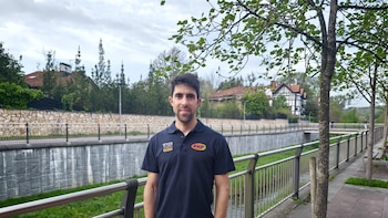 El ciclista español Jonathan Castroviejo participará en la Titan Desert con el equipo KH-7