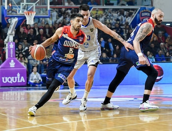 Juan Ignacio Brussino comanda el