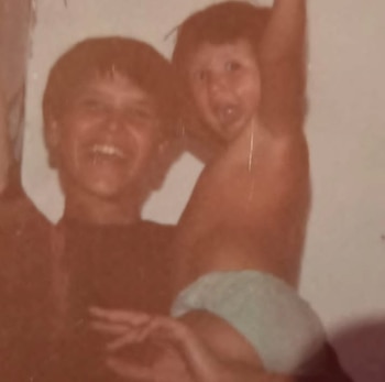 El home naje de Nazarena Vélez a su hermana a 15 años de su muerte