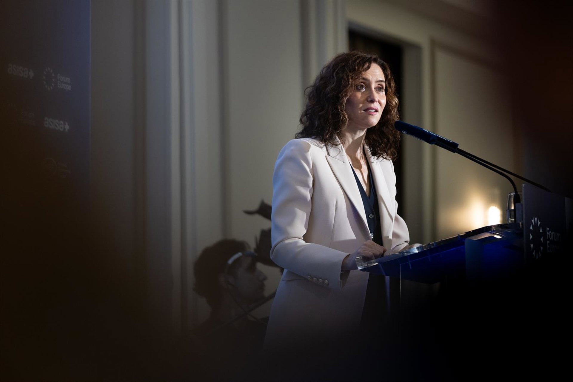 05/10/2026 La presidenta de la Comunidad de Madrid, Isabel Díaz Ayuso, participa en un desayuno informativo de Fórum Europa, en el Hotel Palace, a 5 de octubre de 2026, en Madrid (España).POLITICA Ananda Manjón - Europa Press