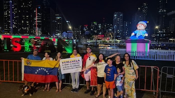 Seguidores de Machado alzaron banderas