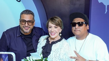 Jorge Luna y Ricardo Mendoza durante la inauguración del Multiteatro Movistar en Lima.