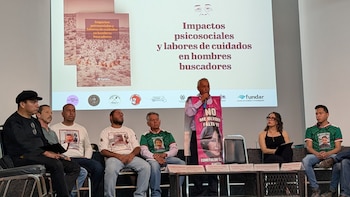 Los hombres buscadores aparecen como una minoría dentro de los colectivos de búsqueda. | x- @FundarMexico