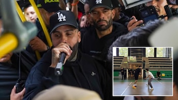 Nicky Jam no solo le alegró el viaje a los pasajeros de un bus de Transmilenio en Bogotá, también visitó reconocido colegio: “Las mamás deberíamos saber”