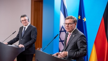 Alemania muestra "gran preocupación" por la ampliada invasión israelí pero la razona como "reacción" a Hezbolá