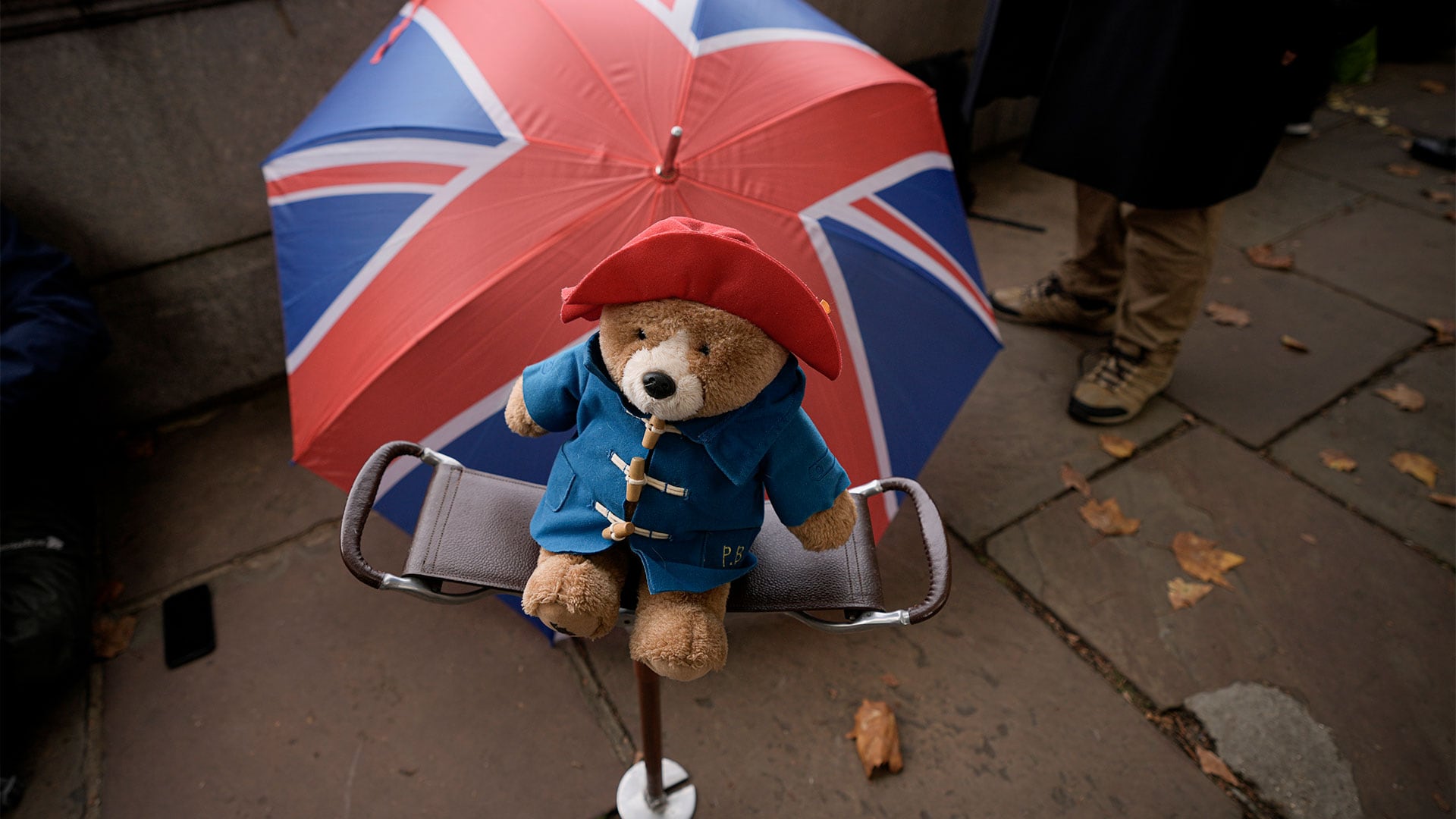 El Paddington original permanece bajo llave en un lugar secreto de la casa de Karen Jankel, hija del creador (AP)