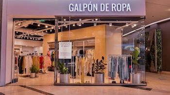 Galpón de Ropa: el líder de la moda circular lleva su modelo de compra y venta de ropa usada a uno de los grandes centros comerciales