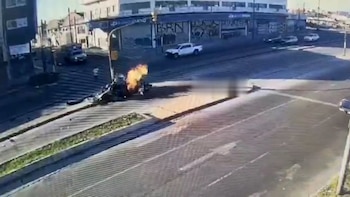 Impactante choque entre un colectivo