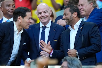 Rubio compartió ubicación en las tribunas con el presidente de la FIFA, Gianni Infantino, el director del FBI, Kash Patel, y los empresarios José Mas y Jorge Mas - crédito Rebecca Blackwell/AP Photo