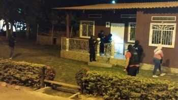 Ecuador: sicarios acribillaron a seis