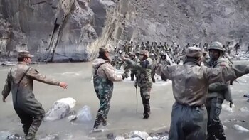 Barry Posen remarca los registros