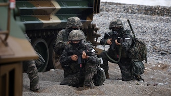 EEUU y Corea del Sur realizan sus mayores maniobras militares y logísticas conjuntas en medio de la tensión con el régimen norcoreano