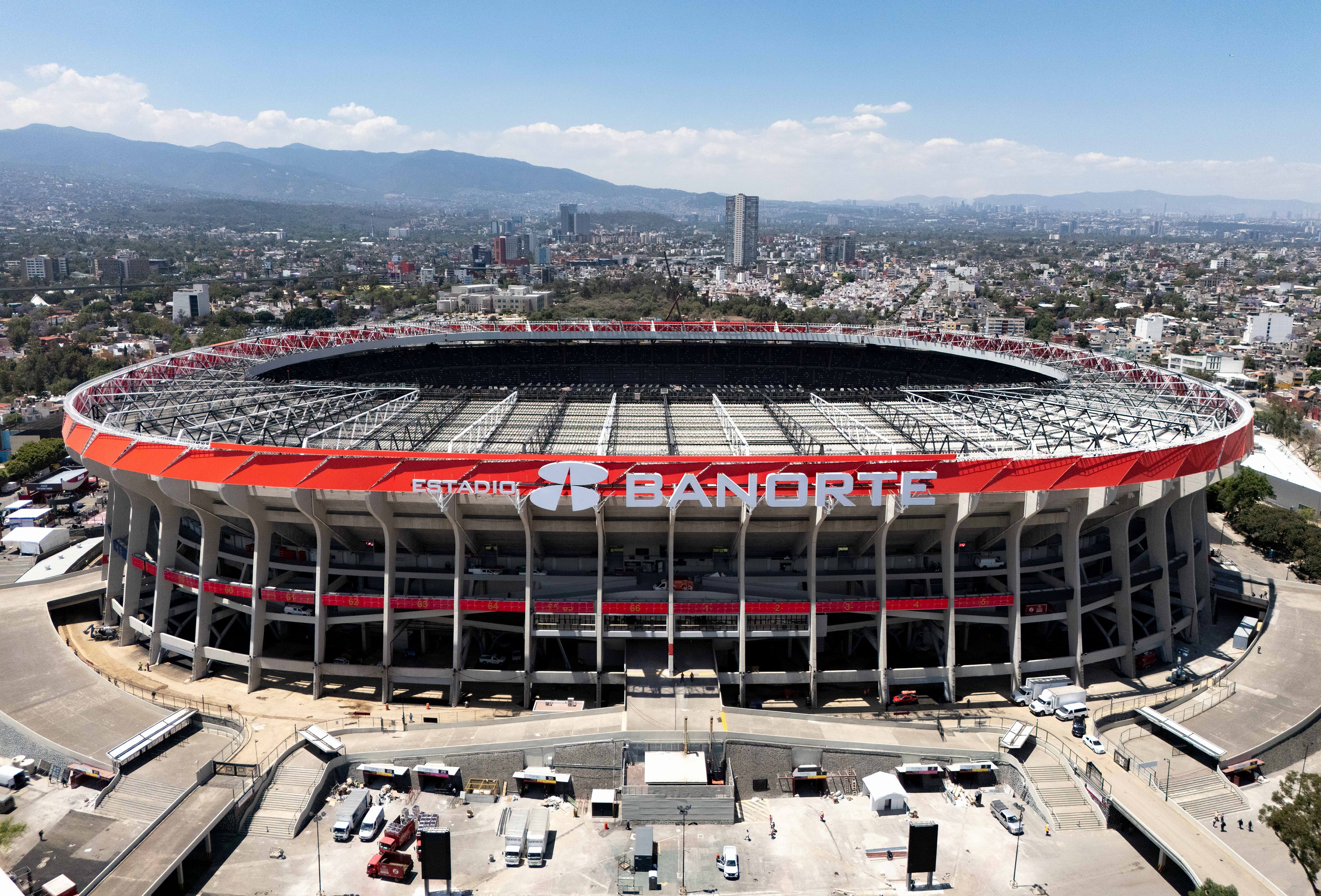 fotografía aérea del Estadio Azteca (Banorte), en Ciudad de México (México). EFE/ Tomas Pérez