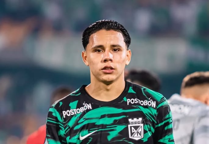Figura de Atlético Nacional se despachó en contra de sus críticos a través de un live en sus redes sociales: “Puro fracasado, papi”