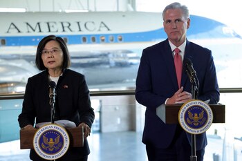 Tsai Ing-wen y Kevin McCarthy