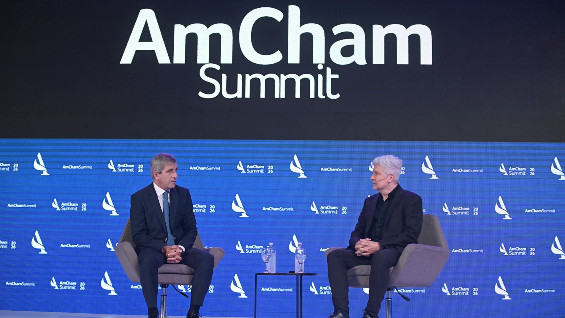 El ministro de Economía, Luis Caputo anticipó la llegada masiva de inversiones que tendrá el país (Maximiliano Luna)