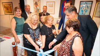 Las hermanas de Maradona inauguraron