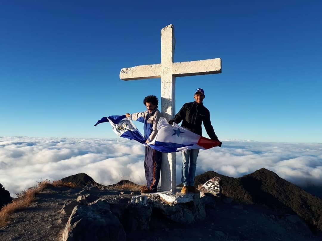 El Volcán Barú, con 3,475 metros sobre el nivel del mar, es el punto más alto de Panamá y uno de los principales destinos de senderismo y turismo de montaña del país. Tomada de MiAmbiente