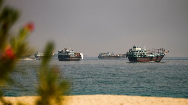 La UKMTO informó un incidente con un buque petrolero y fuerzas militares en el océano Índico sin identificar al barco ni a los involucrados. (REUTERS/Stringer)