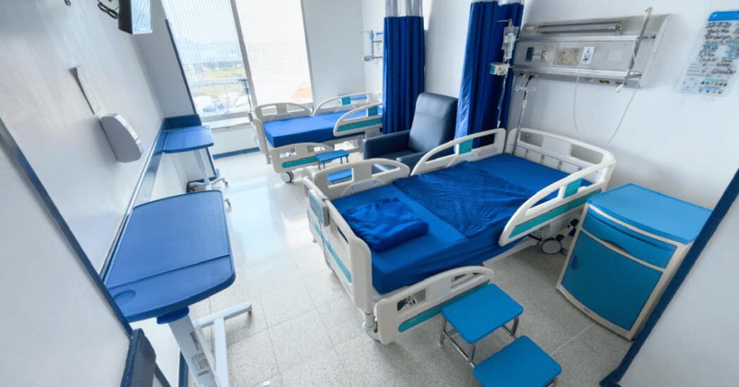 El presidente del Grupo Aval señala la necesidad de reformas estructurales en salud, pensiones y economía para el futuro gobierno colombiano - crédito Secretaría Distrital de Salud