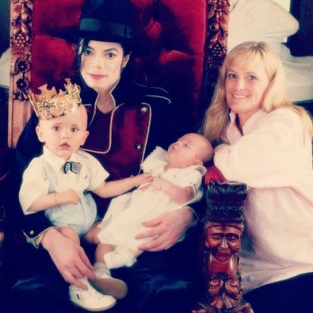 El vínculo entre Debbie Rowe y Michael Jackson estuvo rodeado de hermetismo, rumores y escasos contactos tras su divorcio en el año 2000 (@debbierowe_official)