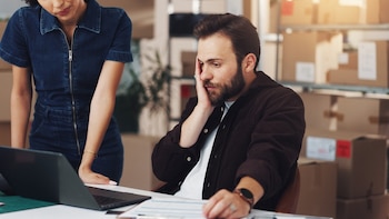 Burnout en logística y comercio exterior: el costo oculto que las empresas ya están pagando