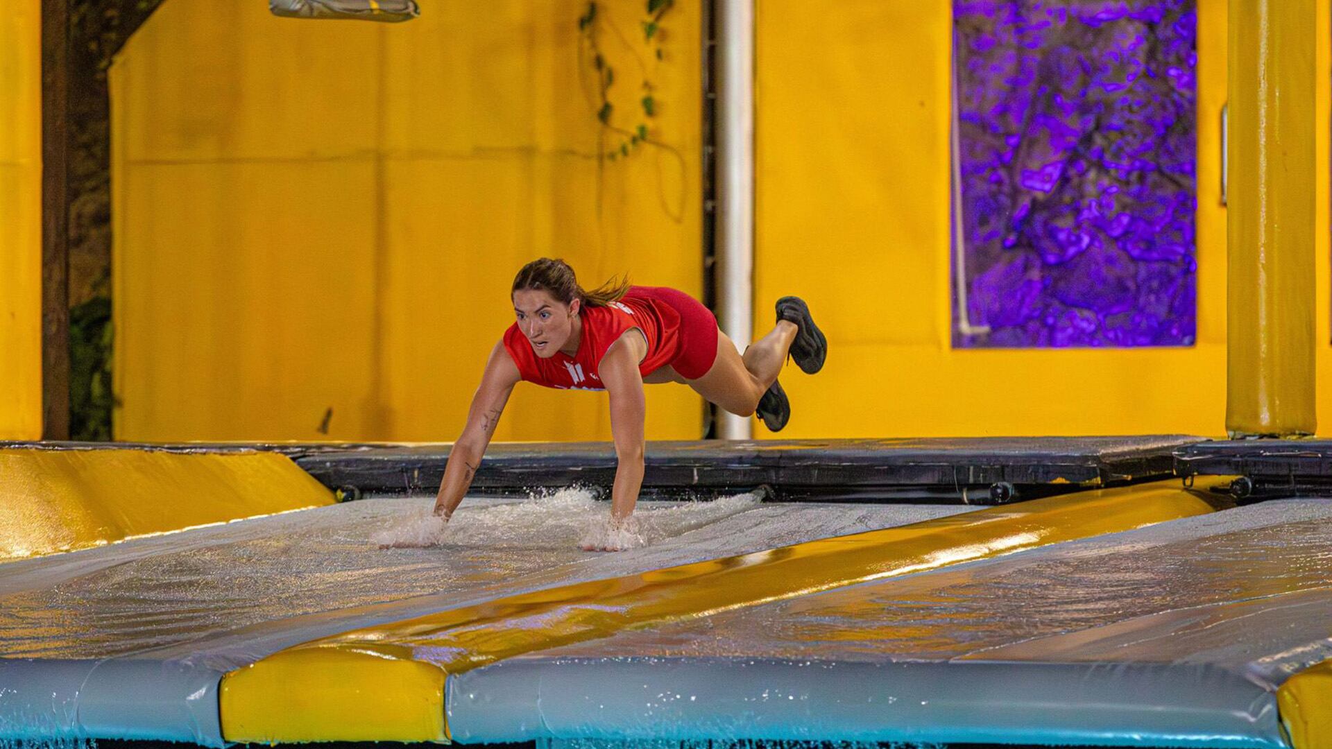 Los deportistas de Exatlón México se llevan hoy una competencia por la salvación de la semana CRÉDITO: FB/ExatlonMx