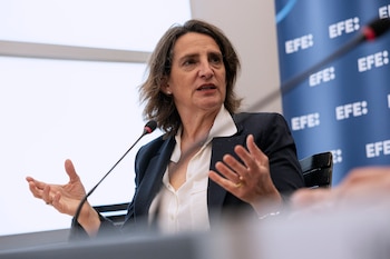 Imagen AXEOKQROURG4LJQDJFUYXDELBI