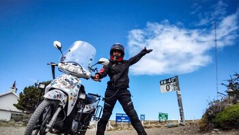 La motoviajera solitaria que recorrió