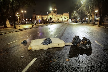 Marcha Congreso - Ley de Tierras - 6 de agosto - Incidentes - Destrozos
