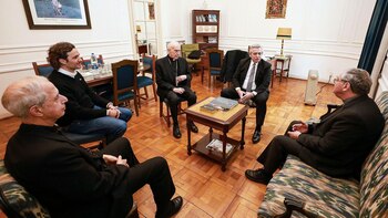 Alberto Fernández junto a Oscar