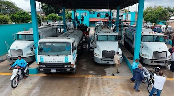 La UMAPS reforzó la distribución de agua potable con una flota de 52 cisternas. (FOTO: La Tribuna)