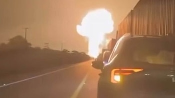 Pipa se incendia y explota en carretera Zaragoza-González: cierran circulación en Tamaulipas