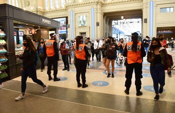 Para viajar en transporte público,