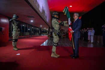 Rocha Moya incluye al presidente