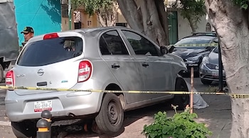 La SSC capitalina informó que el conductor abandonó el vehículo después de los hechos, pero fue ubicado poco después mediante un cerco virtual. (Crédito: captura de pantalla | redes sociales)