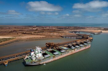 El mineral sale de Port